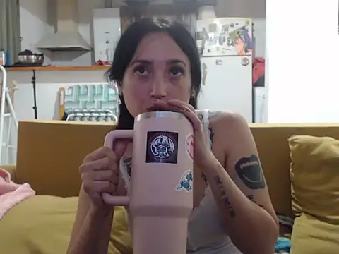 bratnao online show from December 5, 9:16 pm