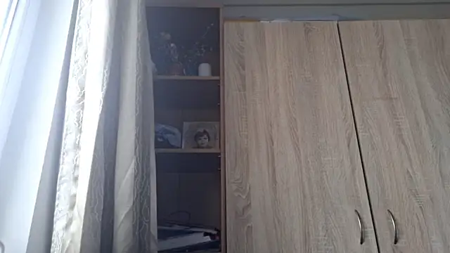 KellyKelik online show from January 6, 8:18 am