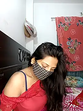 nila-404 online show from December 5, 5:25 pm