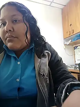 VaneandRossy online show from February 12, 1:02 pm