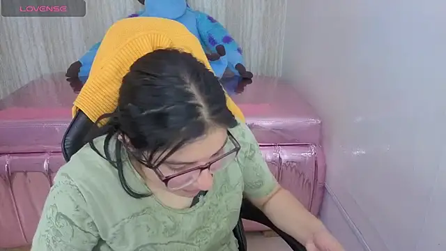 eva smit t online show from March 5, 2:29 am