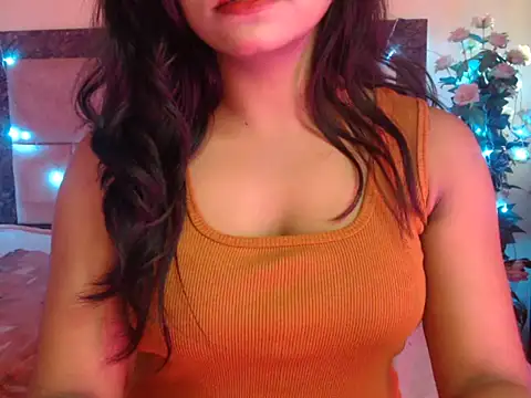 Lola Bebe online show from April 6, 4:46 am