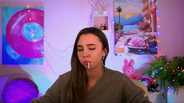 KimPorins online show from December 19, 2:09 pm