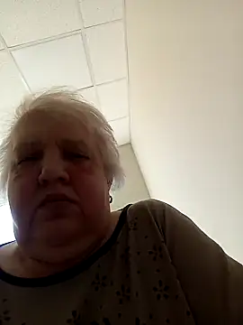 HapinessLovee online show from March 26, 1:35 pm