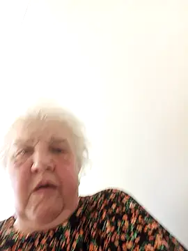 HapinessLovee online show from March 28, 10:26 am