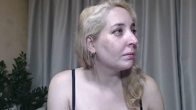 sweetpussy online show from July 8, 1:57 pm