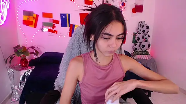 Sofia tgn online show from June 18, 6:24 pm