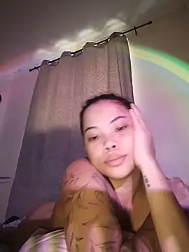 Cinpussie89 online show from June 12, 7:27 am