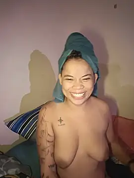 Cinpussie89 online show from May 27, 1:52 pm