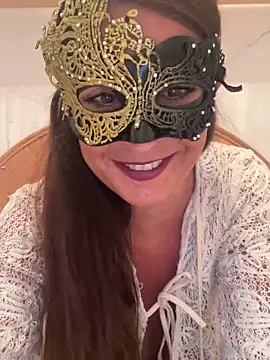 Deborahoff online show from June 15, 6:41 pm