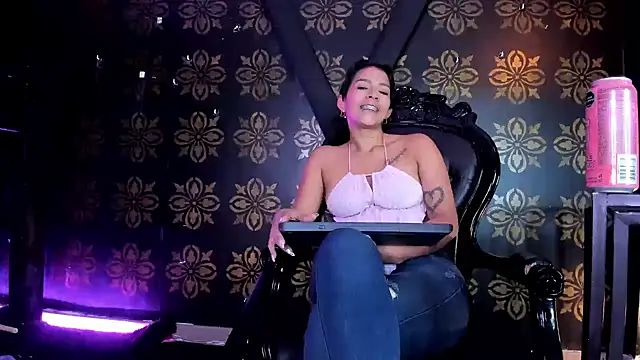 Sunny n Miha online show from February 8, 2:21 pm