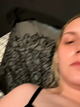 hotmom026 online show from December 5, 7:26 pm