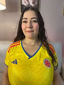 SecretSensuel online show from June 17, 8:32 pm
