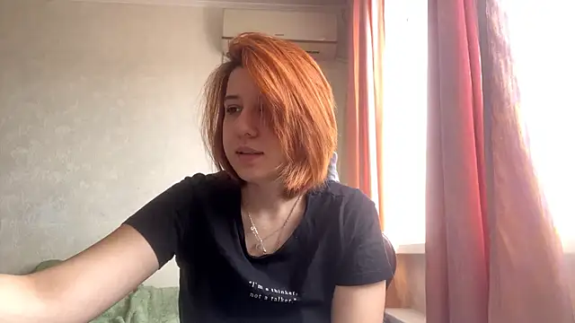 Julie mayers  online show from December 15, 9:14 am