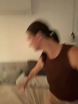 lexi242 online show from February 10, 8:01 pm