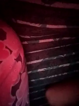 pihuu1313 online show from April 29, 7:30 pm