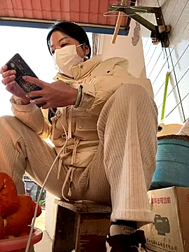 cmvoo online show from December 22, 7:44 am