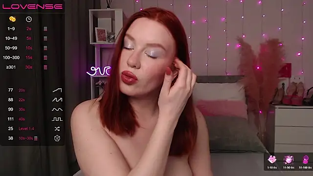 LucyHornyDollx online show from March 26, 6:48 am