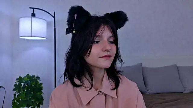 NyraVesperis online show from May 17, 10:36 am