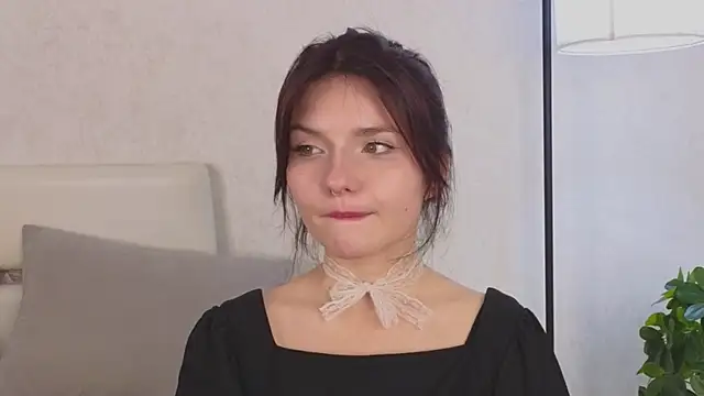 NyraVesperis online show from May 21, 8:56 am