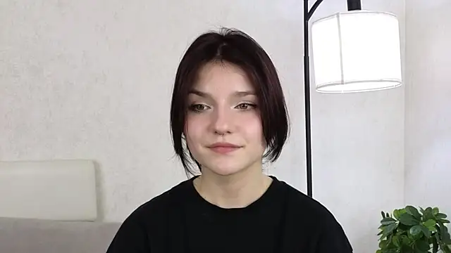 NyraVesperis online show from May 19, 8:54 am