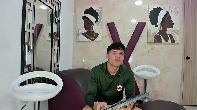 YOUNG GUYS1 online show from May 28, 7:28 am