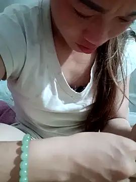little-effy online show from June 17, 10:55 pm