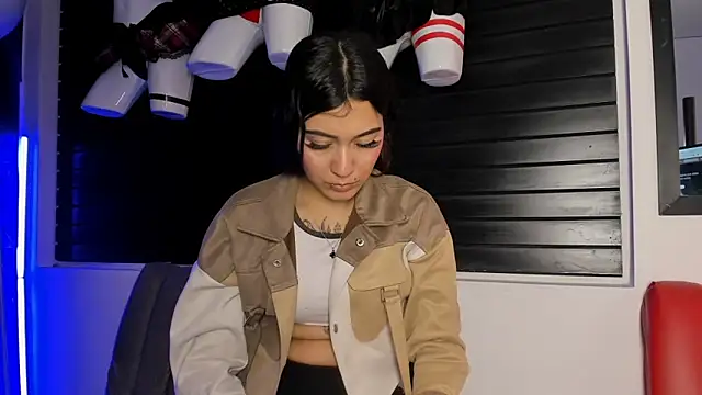 MiaFox 03 online show from February 6, 2:09 pm