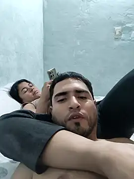 Aleinad16 online show from January 5, 6:00 pm