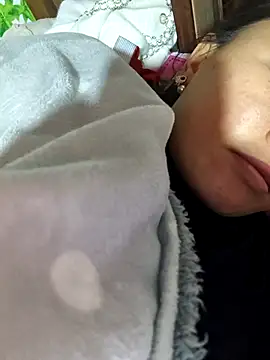 maykimloc online show from December 14, 3:40 pm