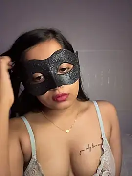 Amaira 69 online show from June 28, 1:07 pm
