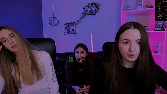 mila firee online show from March 25, 10:40 am