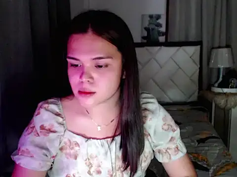 stripyapril online show from March 23, 12:44 pm