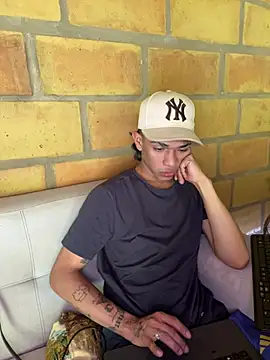 Glen connor 11 online show from March 10, 10:25 pm