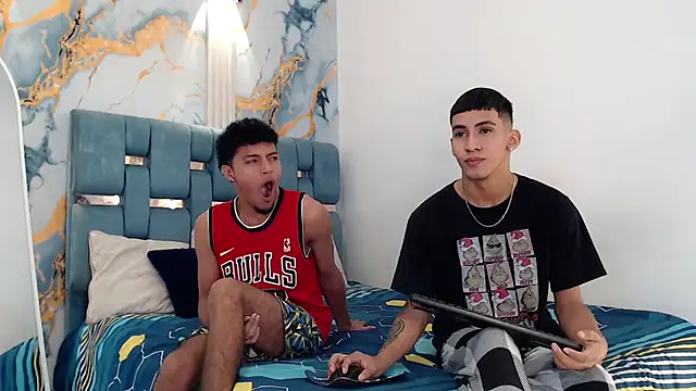 DIAMOND BLACKS online show from March 25, 7:22 am