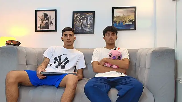 DIAMOND BLACKS online show from January 14, 7:24 am