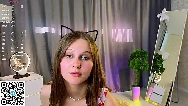 OpalEternis online show from May 22, 2:59 pm