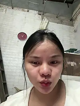 leo-kitty online show from July 23, 4:04 pm