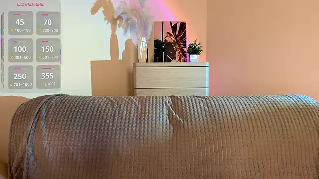 DreamyPalace online show from December 16, 3:29 pm