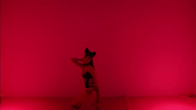 G-Velvet online show from February 18, 5:23 pm