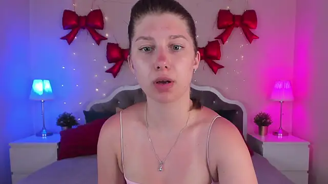 katymeaw online show from June 20, 1:53 am
