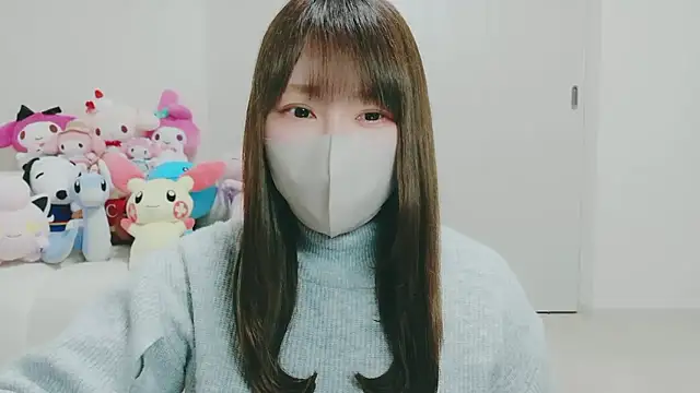 yuyuchan   online show from April 10, 10:43 am