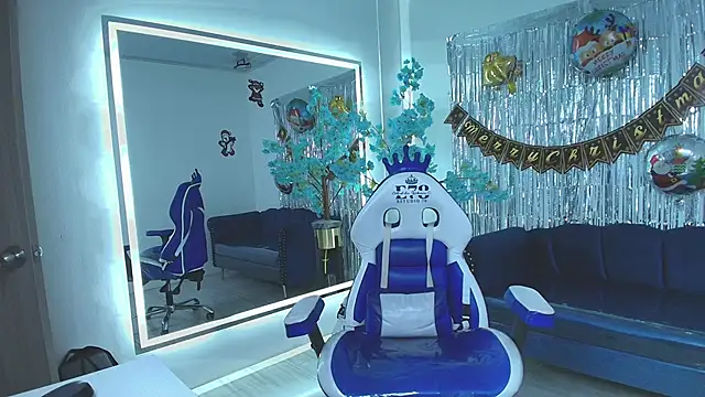 Sammy evanns  online show from December 16, 3:07 pm