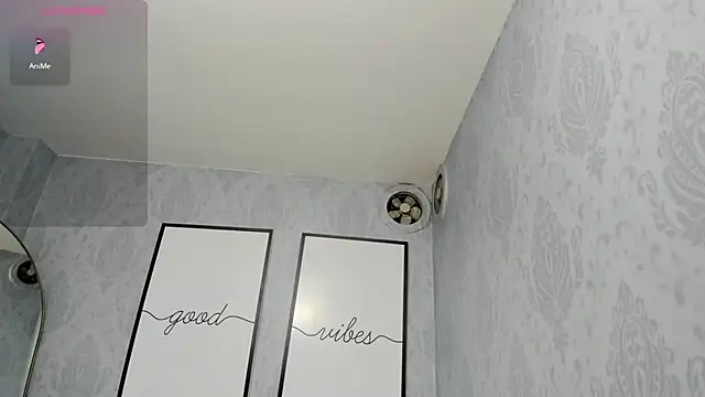 goodgirl22   online show from July 7, 11:51 pm