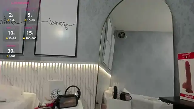 goodgirl22   online show from June 2, 11:17 pm