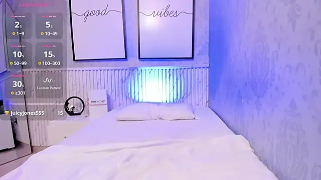 goodgirl22   online show from July 23, 1:58 am