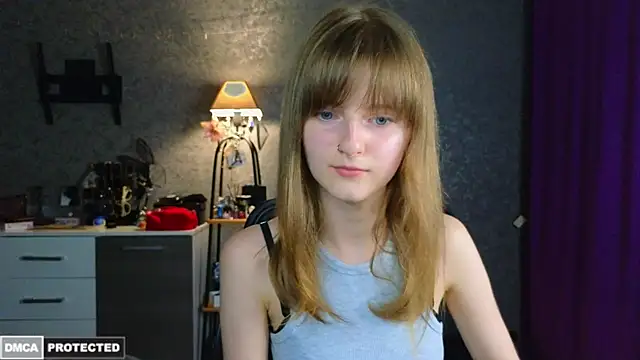 Miss Alisa  online show from July 4, 6:37 pm