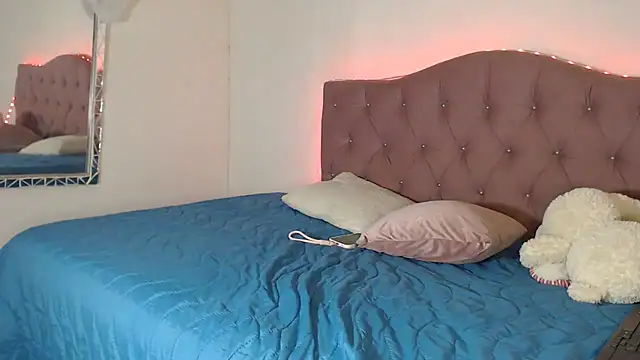 camilita0608 online show from March 16, 1:19 am