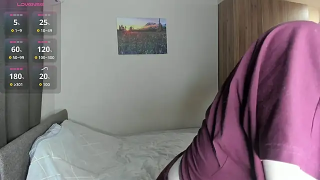 SkyeDavis online show from February 13, 7:26 pm