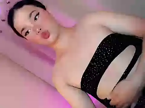 Shaneloveme online show from July 28, 3:21 pm